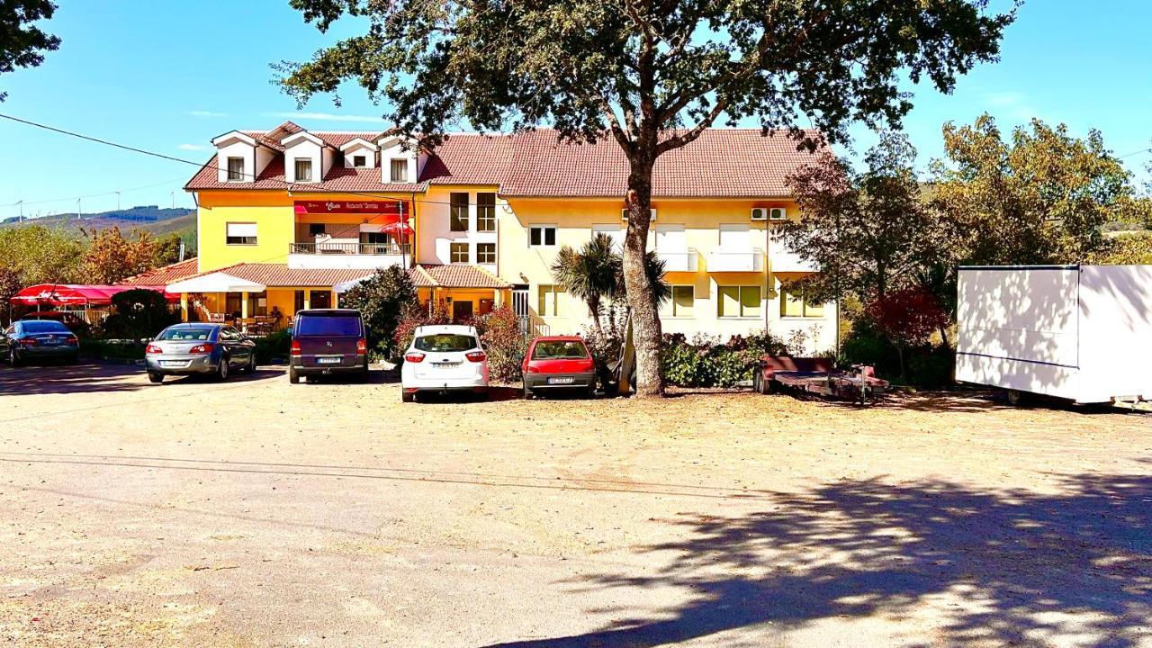 Residencial A Cista Hotel Vila da Ponte Exterior photo
